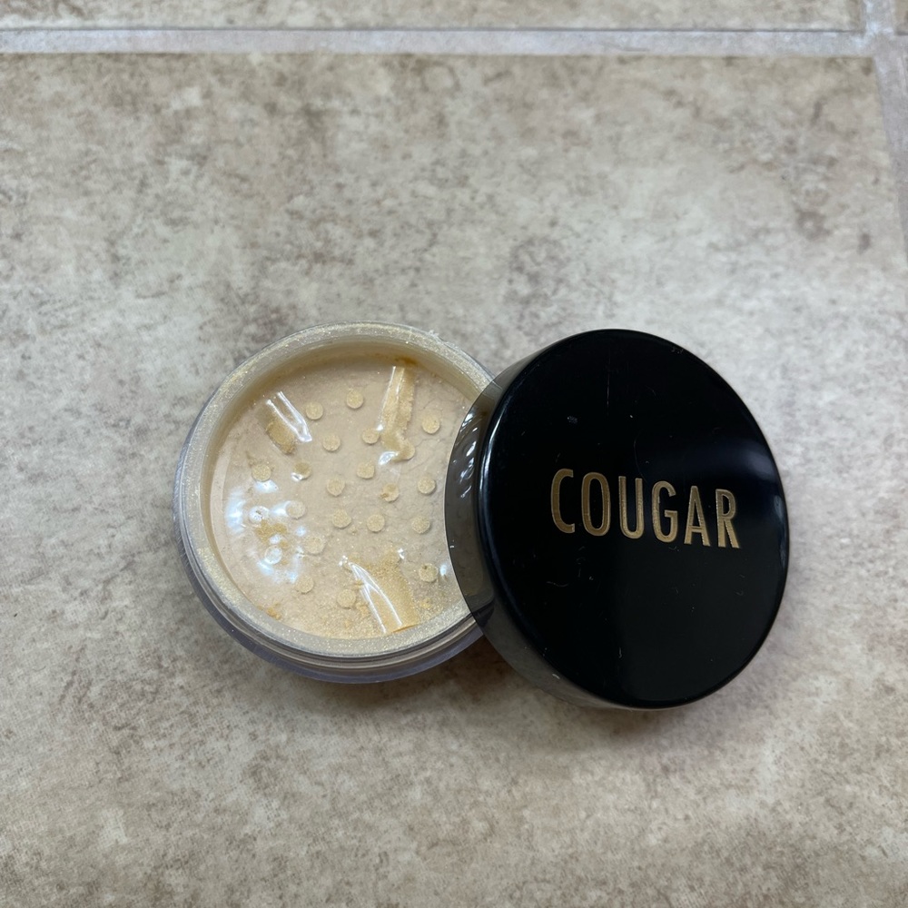Cougar Mineral Face & Body Shimmer